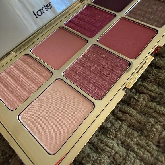 NEW NEW NEW Tarte Eyeshadow Palette with Rich Plum and Neutral Tones - Picture 2 of 5